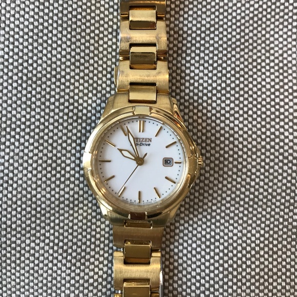 Citizen Gold Watch - Picture 1 of 2